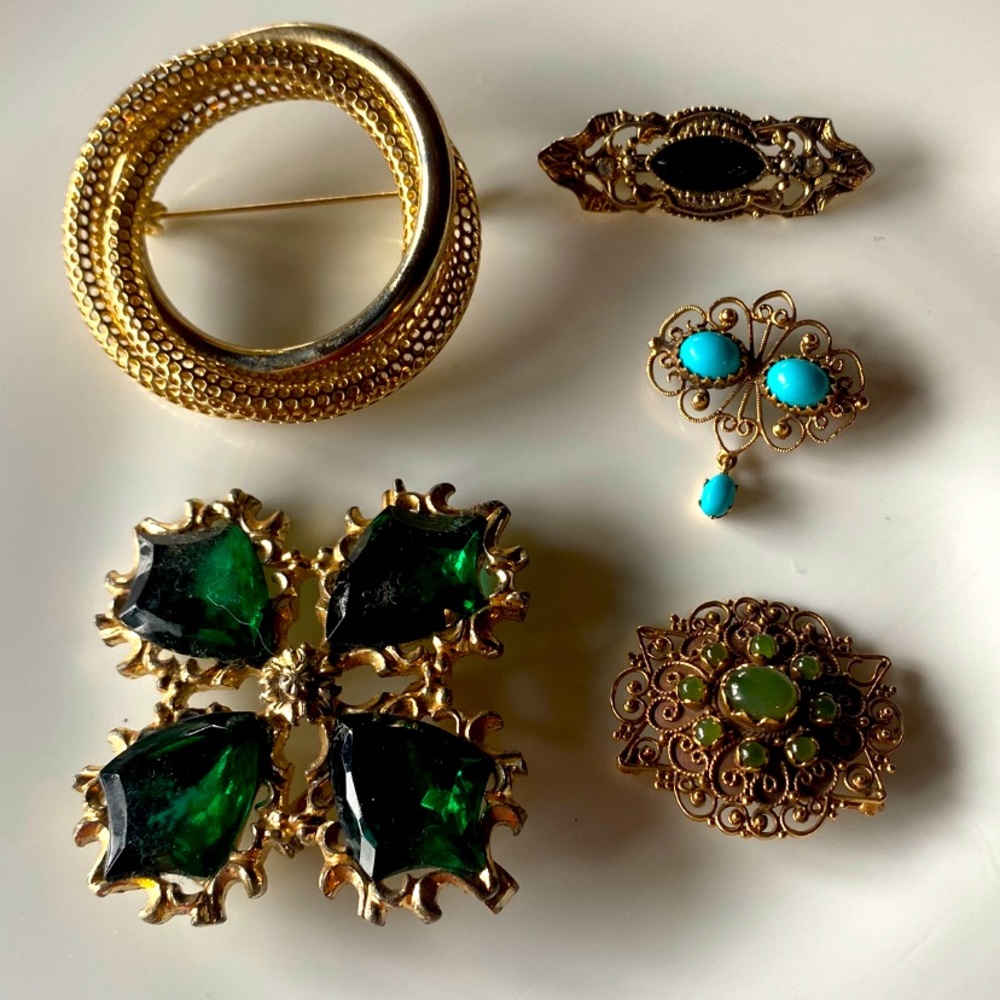 Vintage Broaches